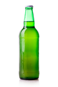 绿色瓶啤酒