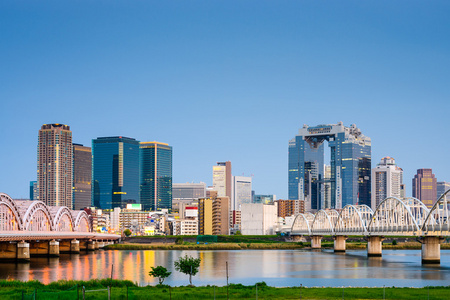 大阪，日本城市景观