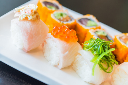 寿司卷健康食品