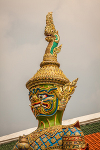 在泰国曼谷玉佛寺里的雕像