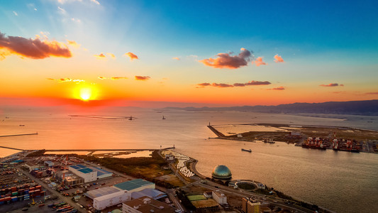 在大阪，日本大阪湾