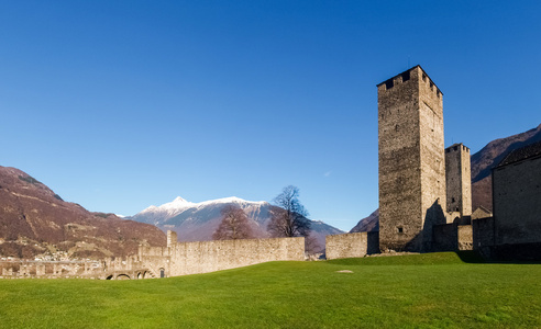 贝林佐纳，Castelgrande 城堡