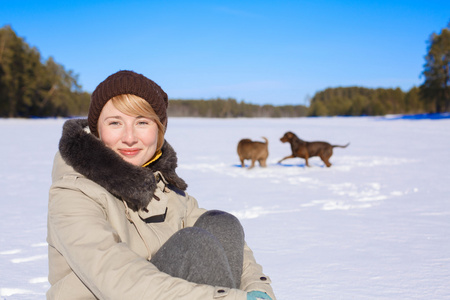 女人和她的狗