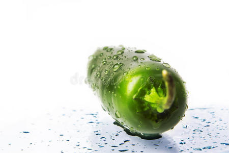 湿绿墨西哥胡椒