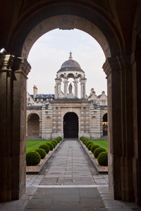 牛津女王学院