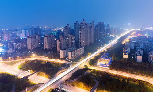 上海互通式立交桥和高架的路