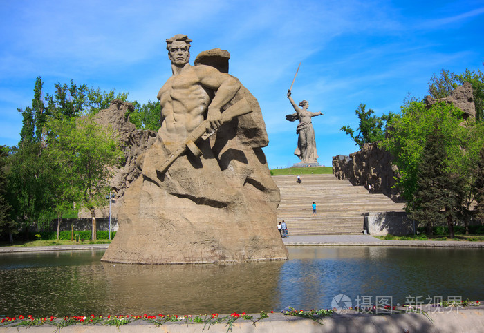 纪念碑逗留在伏尔加格勒,俄罗斯 mamaev,库尔干死