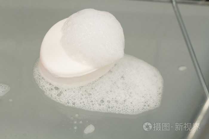 酒吧肥皂水