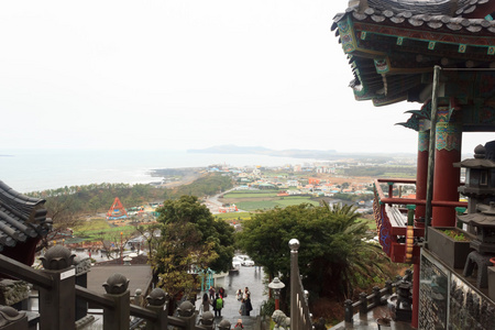 寺庙和迷人的景色，在济州韩国岛上