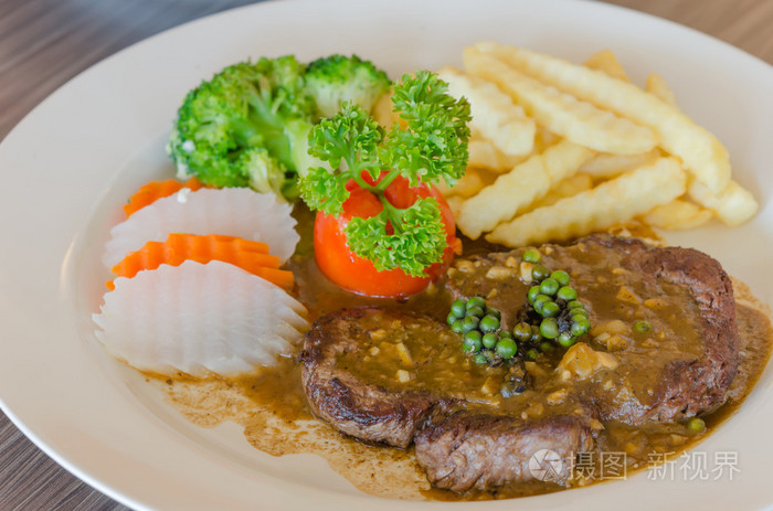 牛肉牛排