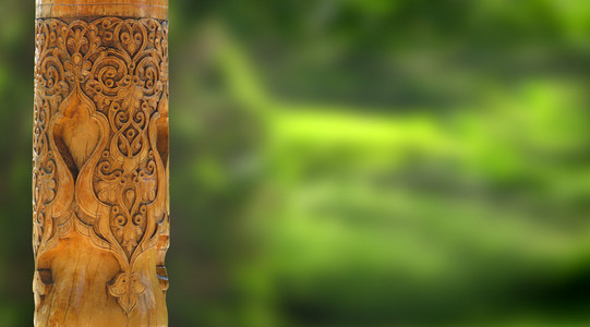 柱子上的木雕图案图片