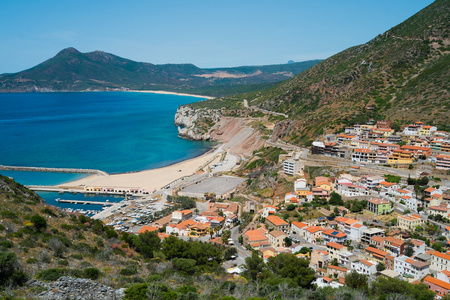 spiaggia di大运河tramasua e cala domestica sula costa