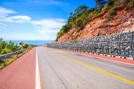 完美的沿海公路图片