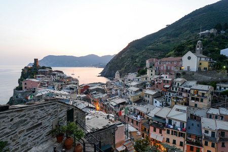 村庄 Vernazza 的景区夜景