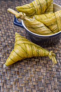 马来西亚稻谷翻车机Ketupat Daun Palas