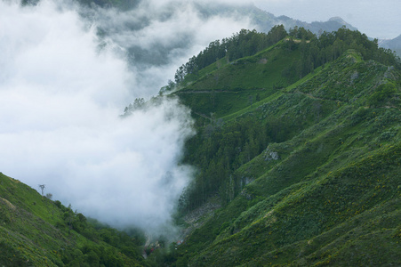 马德拉岛的山