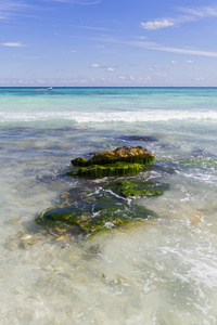 含结晶水的加勒比海滩