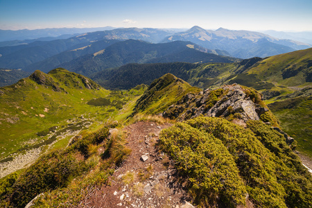 在喀尔巴阡山青水秀风景