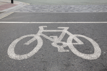自行车标志在城市