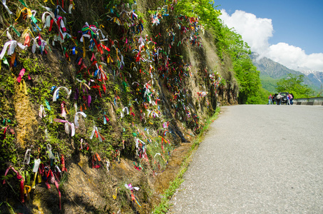 在山的路