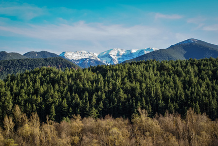 与安道尔山区景观