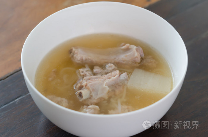 猪肉排骨清汤