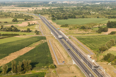 在波兰公路的鸟瞰图