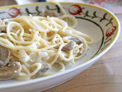 蘑菇意大利面条 carbonara