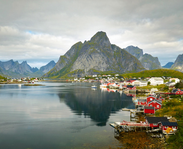 伊莉莎的渔村。罗弗敦群岛，挪威