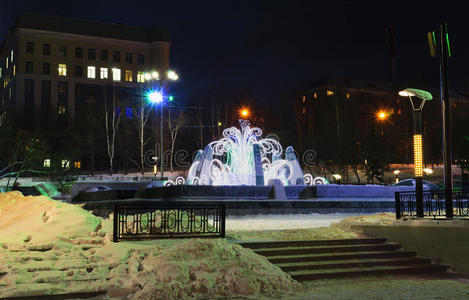 冬天的喷泉，夜晚的新年照明