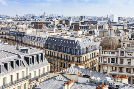 巴黎，法国，2015 年 8 月 31 日。顶视图从调查平台上屋顶的巴黎