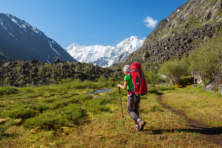 附近的 Belukha 山，最高在西伯利亚的徒步旅行者