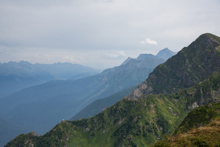 高加索地区自然保护区风景秀丽的群山