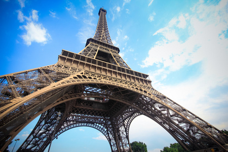 埃菲尔铁塔法国巴黎地标