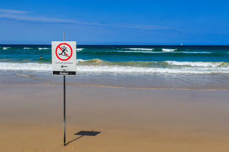 冲浪禁止标牌图片