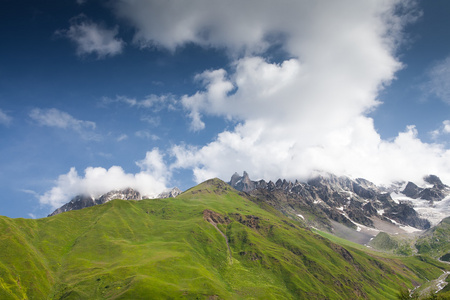 美丽的风景，与山