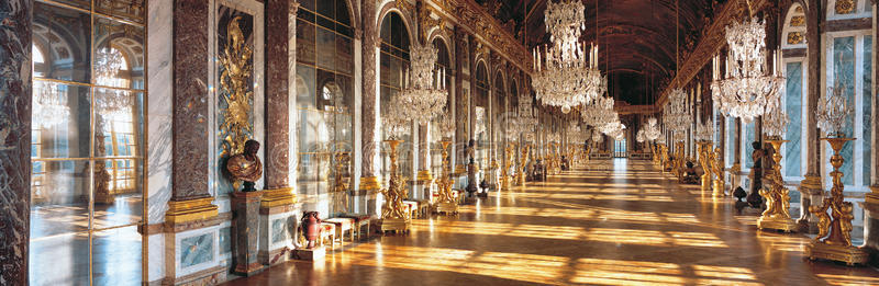法国凡尔赛宫镜厅