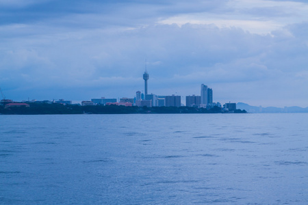 晚上蓝海景