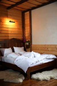木制卧室的细节