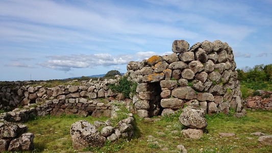 撒丁岛 Nuraghe Losa