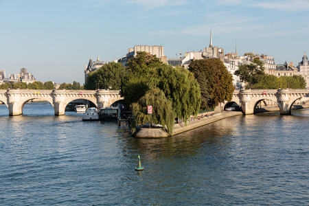 pont neuf 和举岛在巴黎，法国