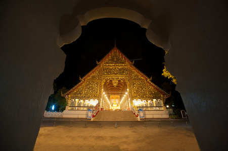 晚上在清迈，泰国境内扫管笏蒜牍庙