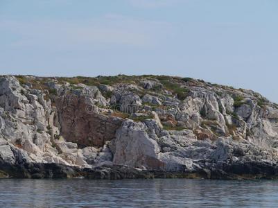 地中海中无人居住的克罗地亚岛