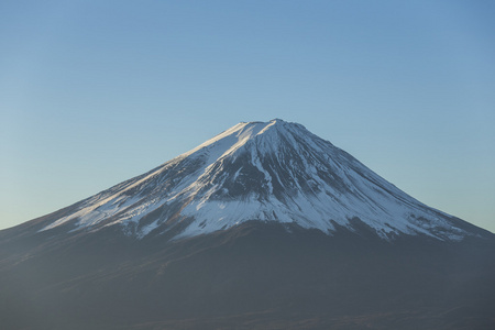 富士山的雪帽。日本