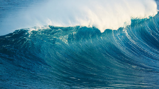 强大的海洋波