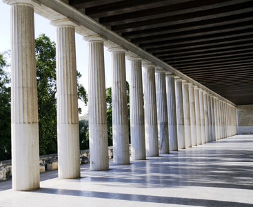 建在希腊雅典的柱廊 stoa