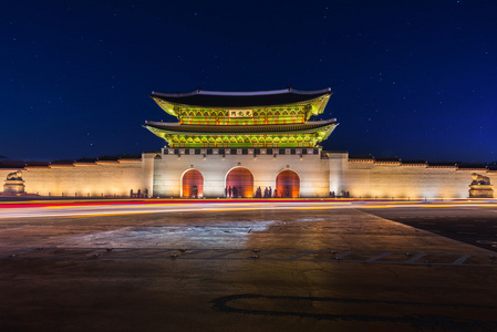 景福宫晚上在韩国首尔，韩国