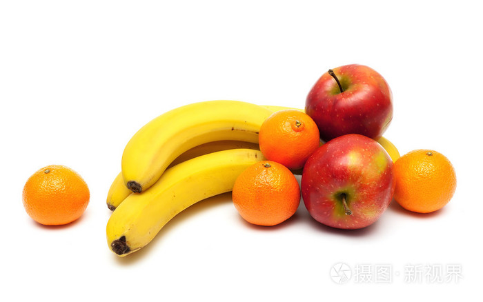 香蕉苹果和橘子在白色背景上