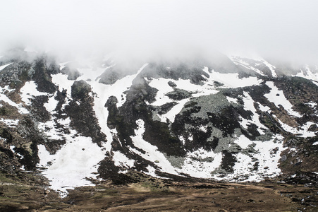 如诗如画的雪山