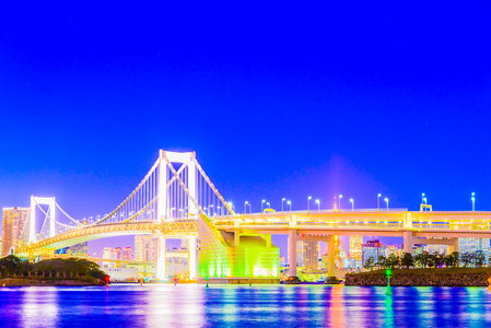 在东京彩虹桥